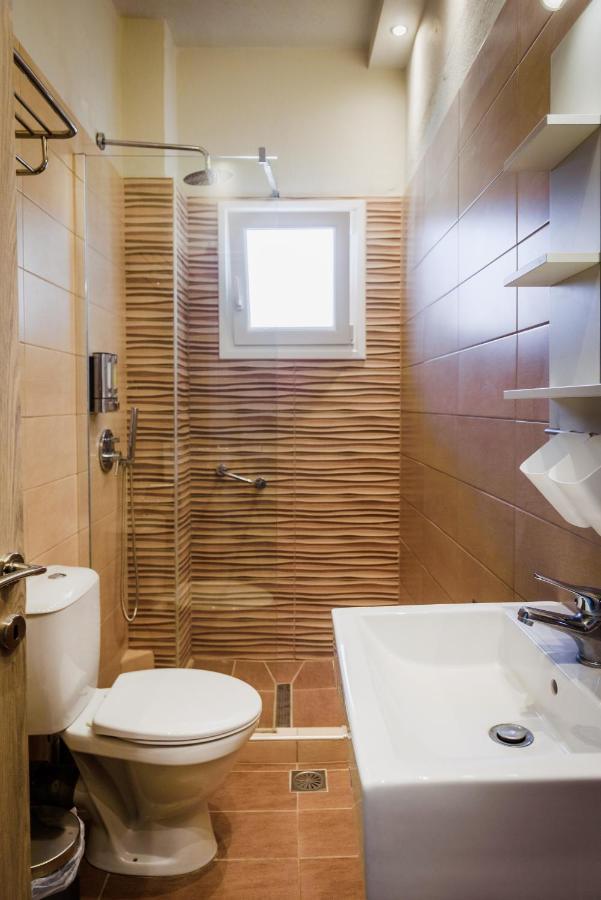 Studios Drakontis Limenas  Luaran gambar